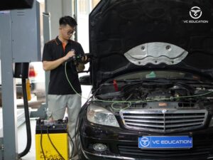 Chuyên ngành điện ô tô là gì?