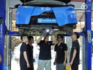 Kiến Thức Ô Tô: Tất Cả Những Gì Bạn Cần Biết