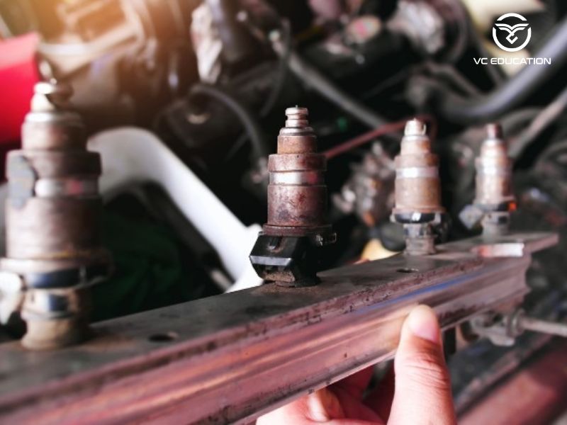 Quy trình bảo dưỡng kim phun điện tử ô tô chi tiết