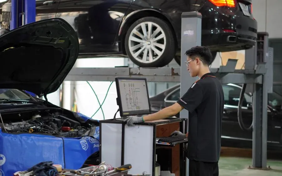 Khoá học ảnh điện thân xe