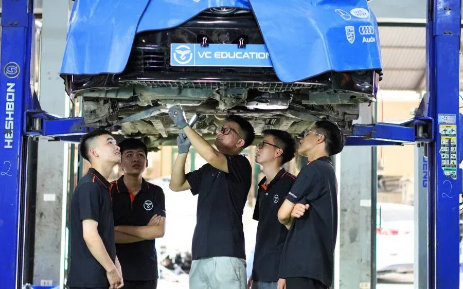 khoá học bảo dưỡng gầm máy ô tô