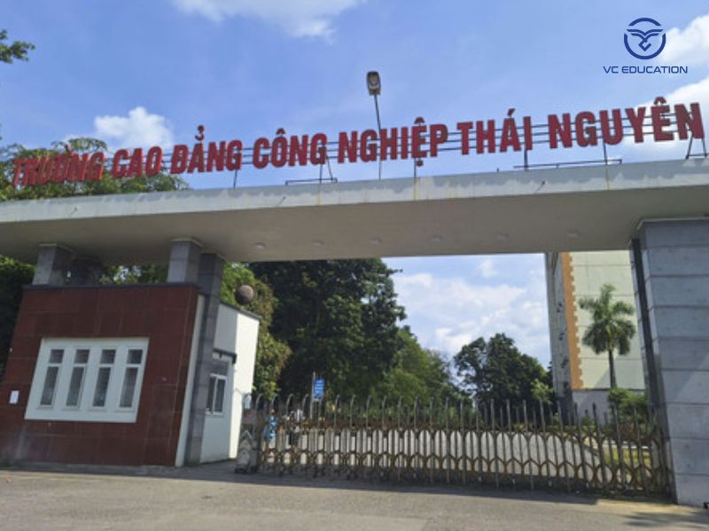 Địa chỉ học sửa chữa ô tô Thái Nguyên -Trường Cao đẳng Công nghiệp Thái Nguyên