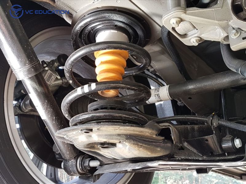 Hệ Thống Treo Khí Nén Là Gì? Khái Niệm Và Vai Trò Quan Trọng