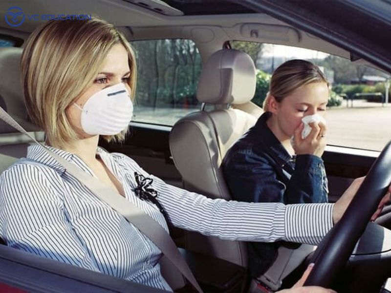 Không khí điều hòa phát ra mùi gas hoặc hóa chất