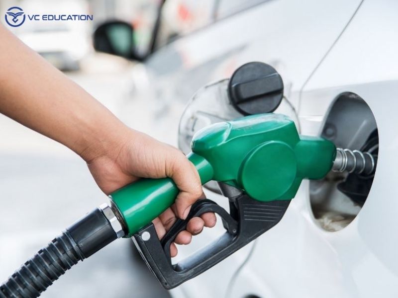 Ô tô nên đổ xăng 92 hay 95 ? Lựa chọn đúng đắn để bảo vệ xe