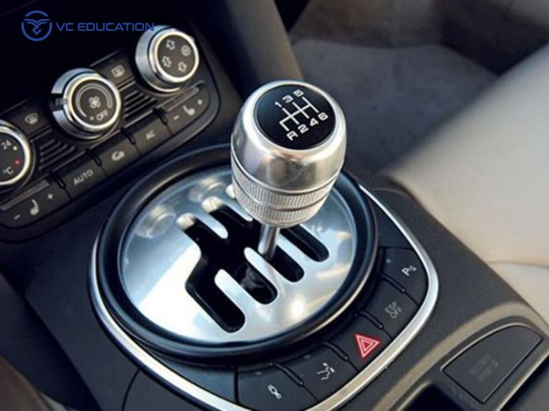 Cần Số Sàn (Manual Transmission - MT)