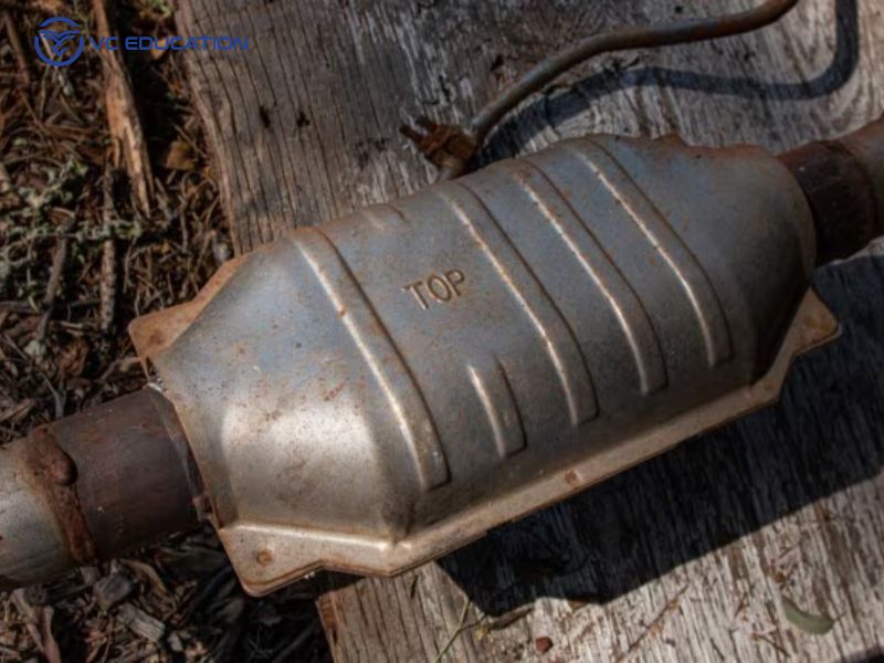 Dấu Hiệu Nhận Biết Catalytic Converter Hỏng Và Nguyên Nhân Phổ Biến