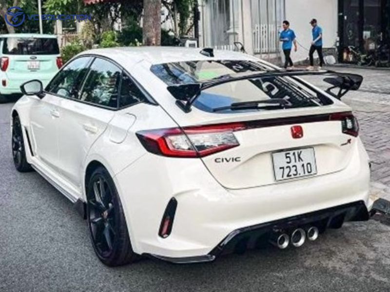 Lợi Ích Và Hạn Chế Khi Lắp Đặt Cánh Gió Ô Tô