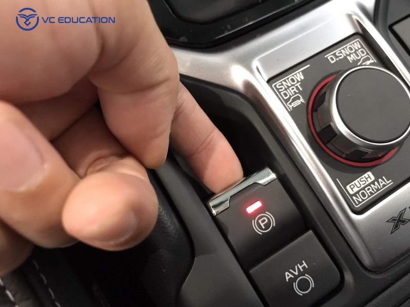 Phanh tay điện tử là gì? Cấu tạo, nguyên lý và ưu nhược điểm