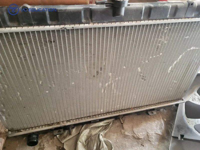 Bảo Dưỡng Hệ Thống Làm Mát: Chìa Khóa Để Động Cơ Bền Bỉ