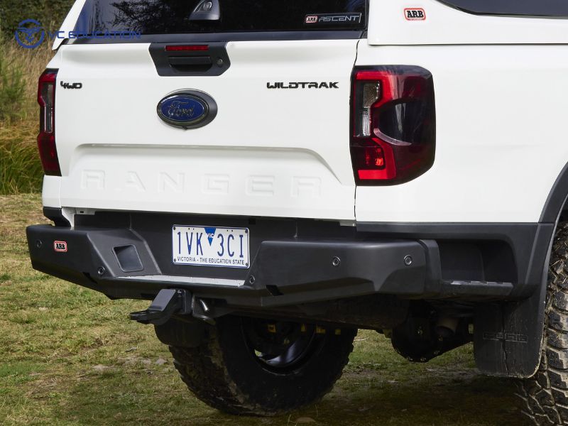 Chức năng, cấu tạo và tầm quan trọng của cản sau xe ô tô