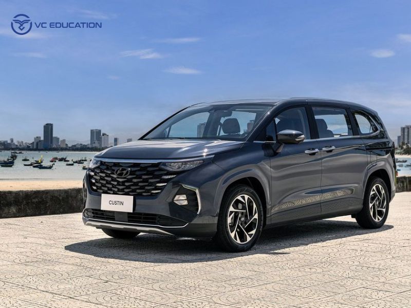 MPV (Multi-Purpose Vehicle): Xe Đa Dụng Cho Gia Đình Lớn