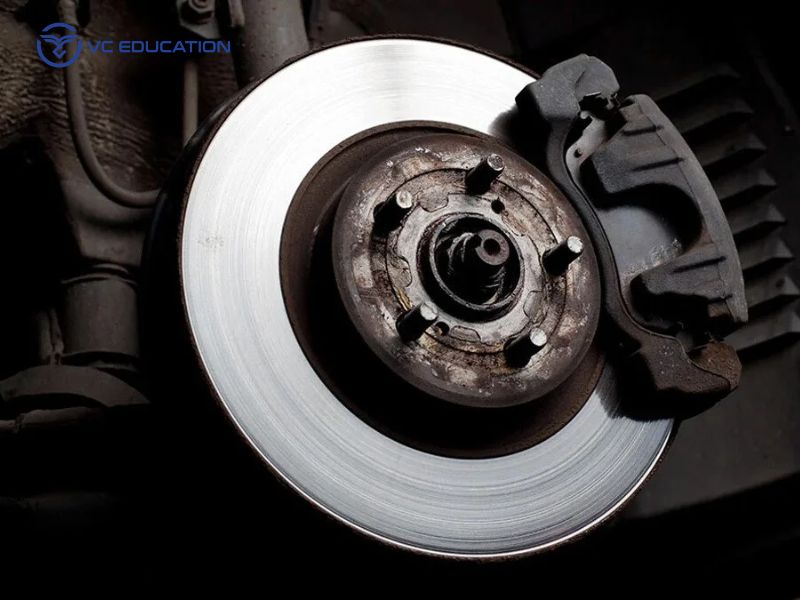 Cấu tạo, nguyên lý và ưu nhược điểm của phanh đĩa ô tô