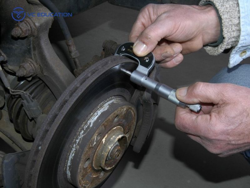 Dấu Hiệu Nhận Biết Và Lỗi Thường Gặp Ở Phanh Đĩa