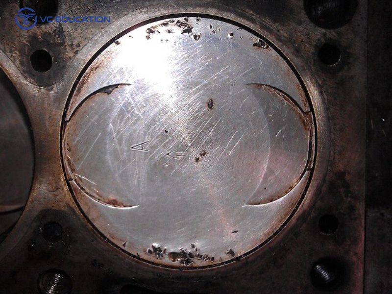 Dấu hiệu, nguyên nhân và cách khắc phục hư hỏng Piston