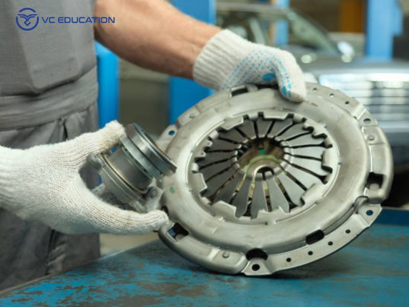 Các Loại Bộ Ly Hợp Phổ Biến