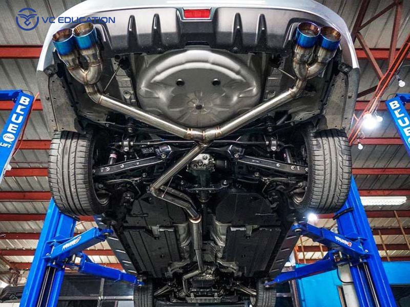 Ống xả ô tô là gì? Dấu hiệu, nguyên nhân hư hỏng thường gặp