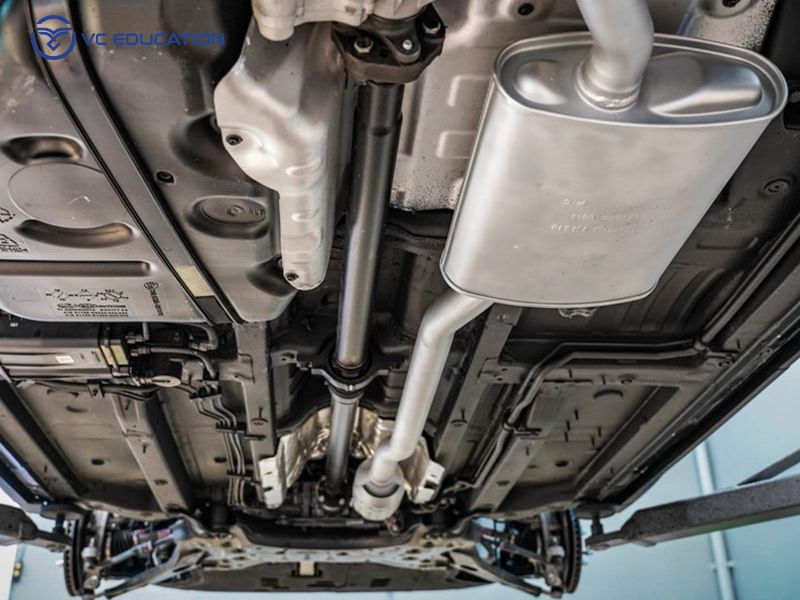 Tại Sao Ống Xả Ô Tô Lại Quan Trọng?